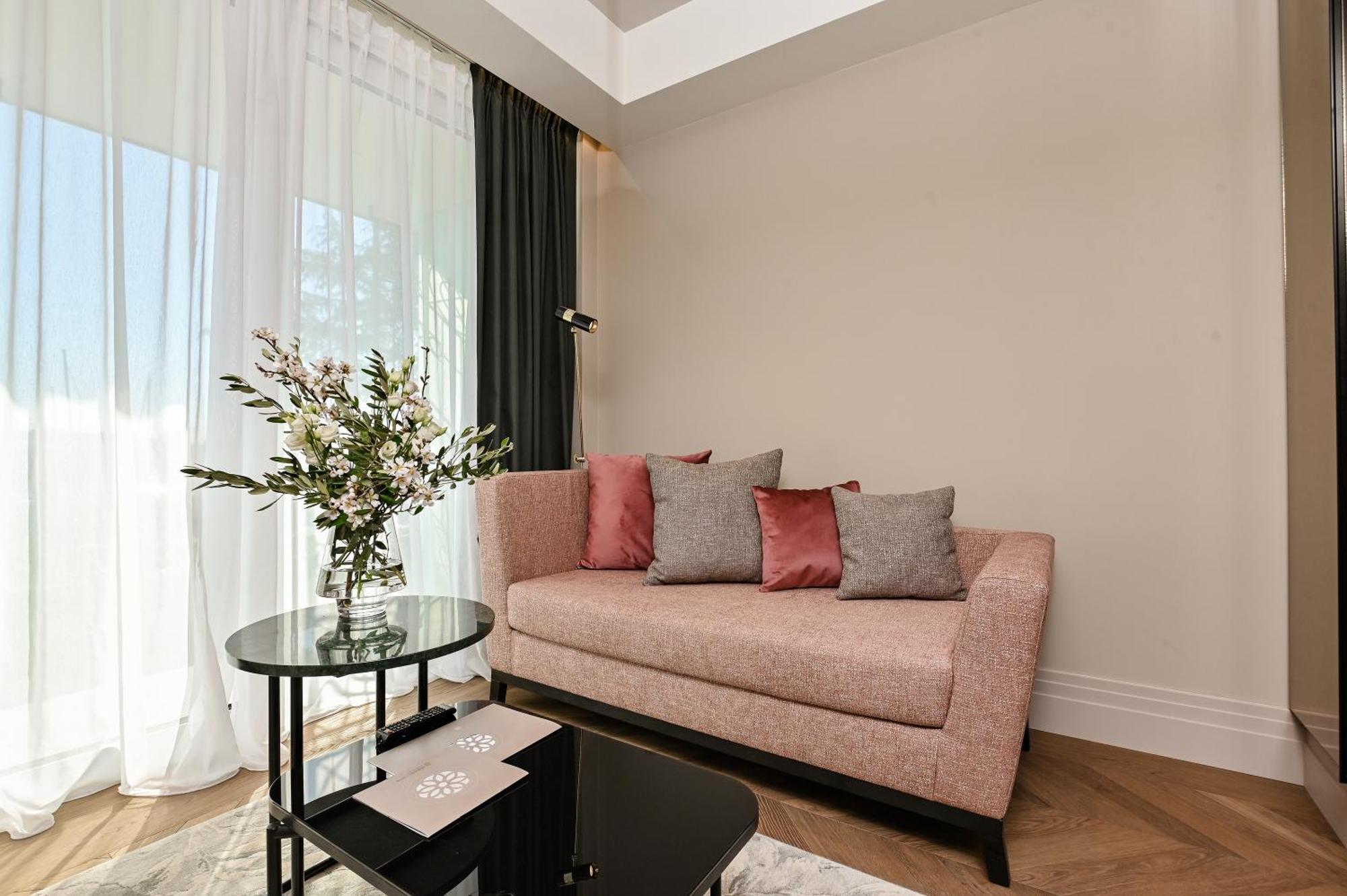Palazzo Rainis Hotel & Spa - Small Luxury Hotel - Adults Only Новиград Екстериор снимка